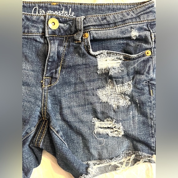 Aeropostale Women's Distressed Blue Denim Midi Cutoff Shorts Size 2 - Picture 3 of 11